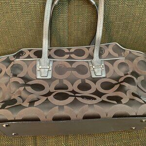Coach Brand Taylor Op Art Alexis Carryall Tote Handbag.